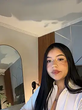 i sabella 25 online show from April 30, 3:56 am