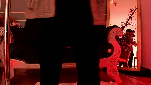 TaraTaylorr online show from April 9, 3:20 am