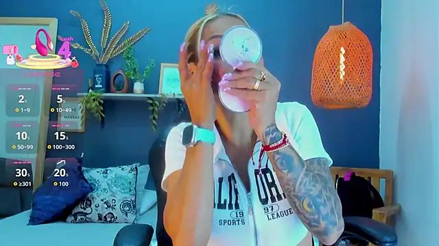 yessila parker online show from October 29, 2:38 am