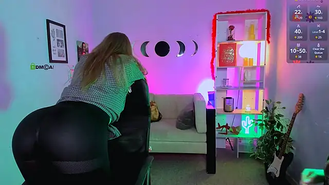 helli belli online show from April 8, 9:17 pm