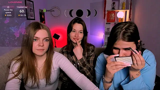 helli belli online show from April 24, 7:27 pm