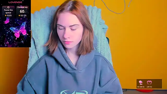 Fiona Night online show from April 8, 5:42 am