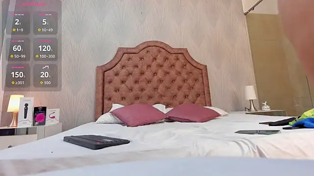 ArianaaGrace online show from November 21, 3:47 pm