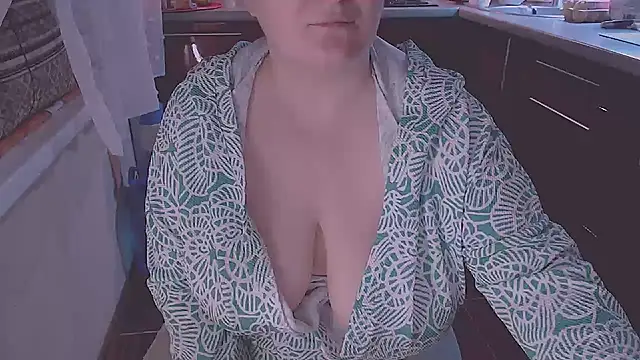 SoftLia online show from May 31, 11:17 pm