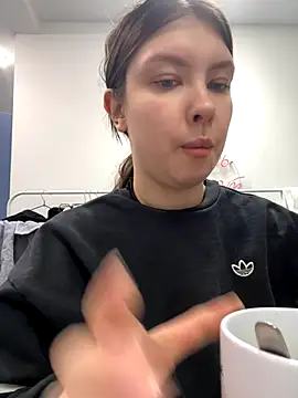 Snapshot of HannaJohnson chatting on October 17, 6:05 am HannaJohnson online show from October 17, 6:05 am