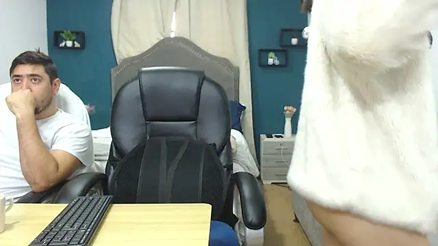 tinaandedward online show from May 30, 2:26 pm