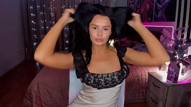 DanaSincere online show from November 3, 6:06 am