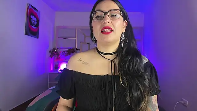 Snapshot of tamara_rouse1 chatting on October 7, 4:17 am tamara rouse1 online show from October 7, 4:17 am