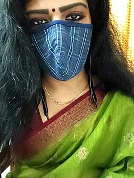 Snapshot of Aadhini99 chatting on September 19, 2:38 pm Aadhini99 online show from September 19, 2:38 pm
