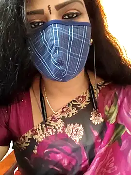 Snapshot of Aadhini99 chatting on September 12, 5:41 am Aadhini99 online show from September 12, 5:41 am