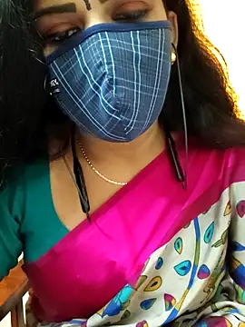 Snapshot of Aadhini99 chatting on September 11, 5:19 am Aadhini99 online show from September 11, 5:19 am