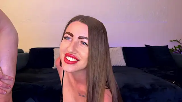 Milf Andy online show from May 23, 10:19 pm