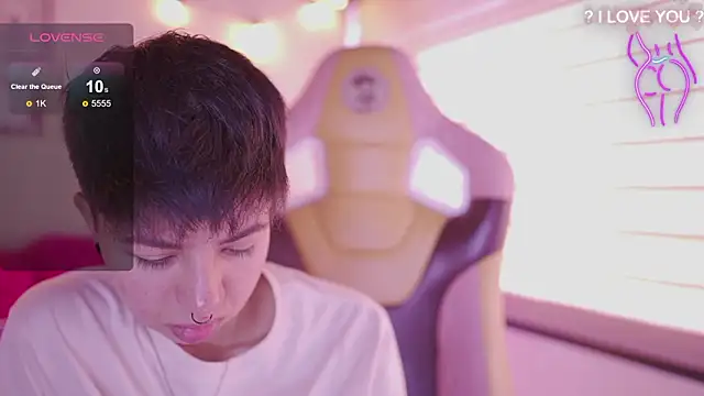 tommy blue online show from February 27, 3:01 pm