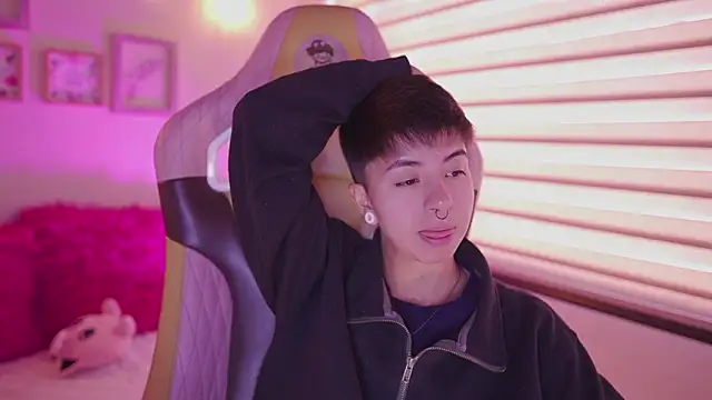 tommy blue online show from March 17, 1:15 pm