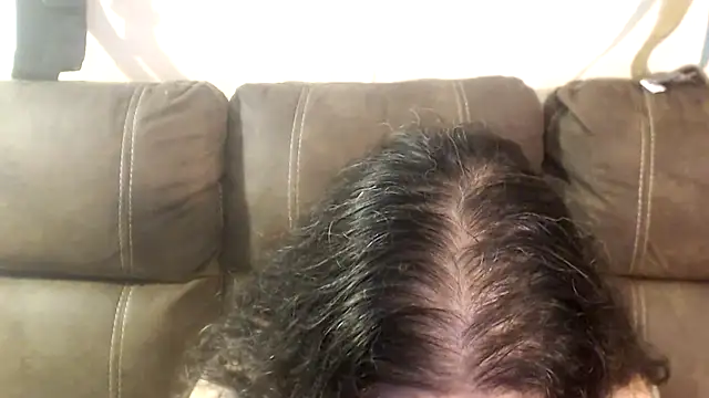 Dreaming Of Blue online show from September 28, 11:43 pm