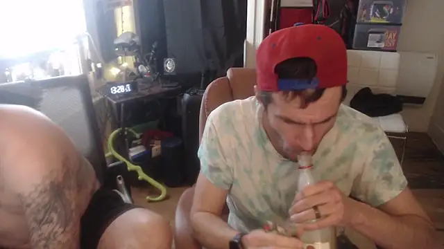 weknowourworth6999 online show from November 24, 3:47 pm