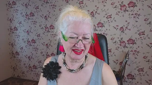 Maya Mayflower online show from October 26, 4:52 am