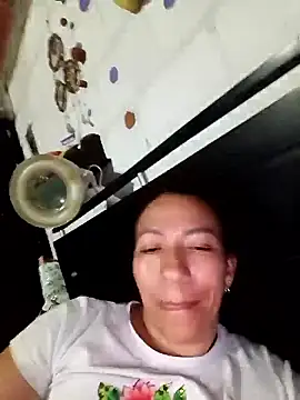 Snapshot of Antonela45 chatting on October 8, 2:05 am Antonela45 online show from October 8, 2:05 am