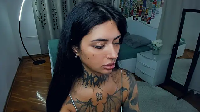 CharimgSabrina online show from October 13, 7:22 am