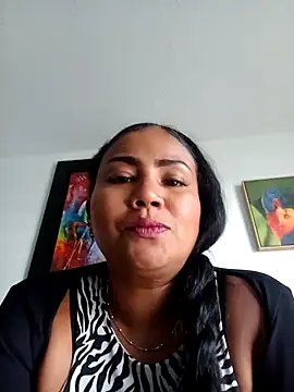 Snapshot of Ariana_Rodriguez chatting on September 22, 7:34 pm Ariana Rodriguez online show from September 22, 7:34 pm