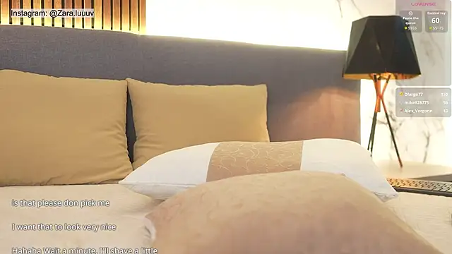 Snapshot of ZaraLuuv chatting on October 18, 5:15 pm ZaraLuuv online show from October 18, 5:15 pm