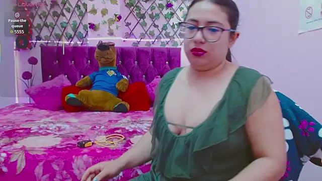 Snapshot of Anny__cute chatting on September 20, 12:25 pm Anny cute online show from September 20, 12:25 pm