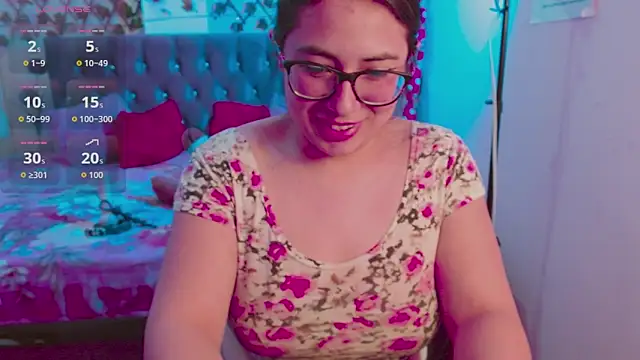 Snapshot of Anny__cute chatting on October 8, 9:08 pm Anny cute online show from October 8, 9:08 pm
