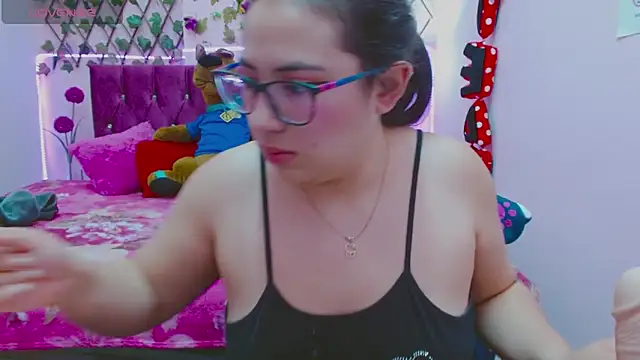 Snapshot of Anny__cute chatting on September 17, 8:40 pm Anny cute online show from September 17, 8:40 pm