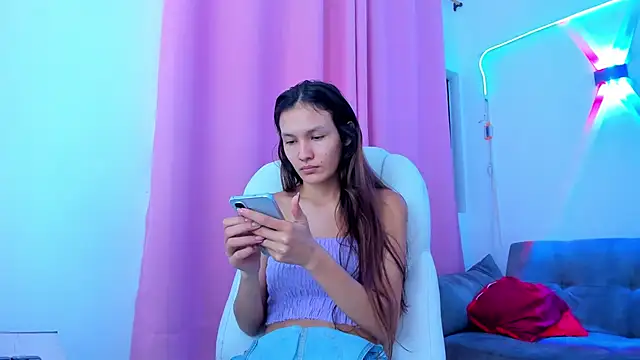 Snapshot of gaaby_foxx chatting on September 17, 1:42 pm gaaby foxx online show from September 17, 1:42 pm