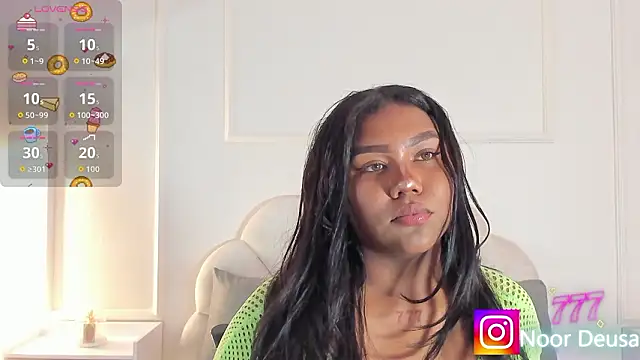 Candaceoweens online show from March 18, 4:39 am