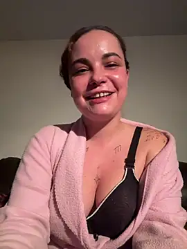Biana Fernan online show from May 19, 9:11 pm