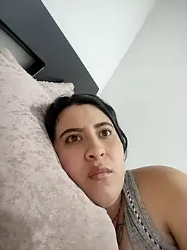 mialorents online show from January 10, 1:21 am