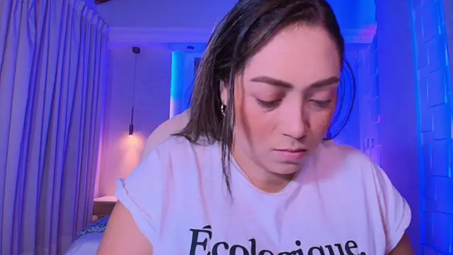 heidy johns online show from September 20, 3:49 am