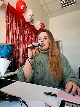 Juicy PeachLux online show from March 6, 7:47 am