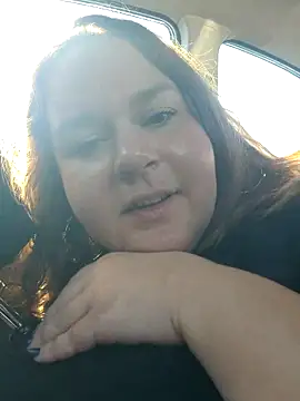 Bigmouthbitch online show from November 18, 6:09 pm