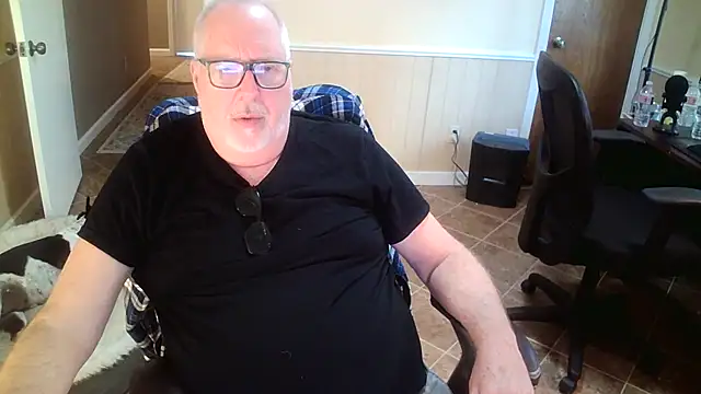 superbearboss online show from November 7, 4:01 pm