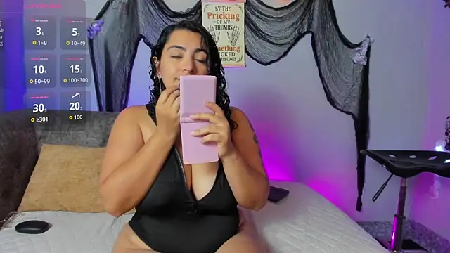 Snapshot of agathabela chatting on October 2, 7:41 pm agathabela online show from October 2, 7:41 pm