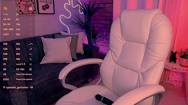 beautifulchleo online show from September 24, 1:04 am