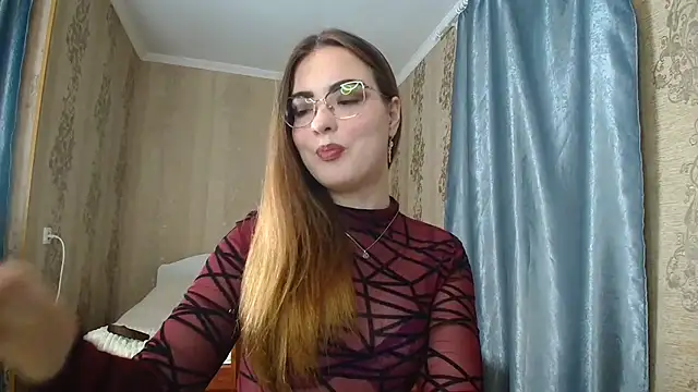 Leila Kissyu online show from November 13, 4:06 pm