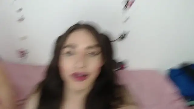 Snapshot of tatis_celis chatting on September 19, 2:49 pm tatis celis online show from September 19, 2:49 pm