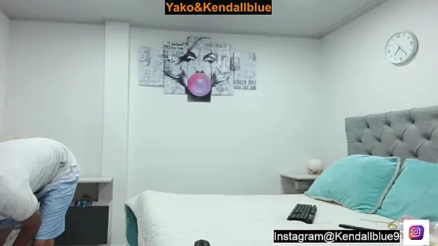 kendallblue  online show from October 20, 12:24 am