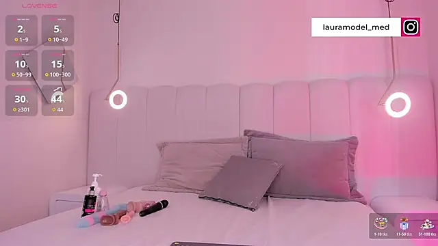 riri candy online show from December 14, 4:18 am