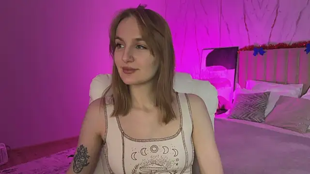  Vikky Moon  online show from December 22, 12:47 am