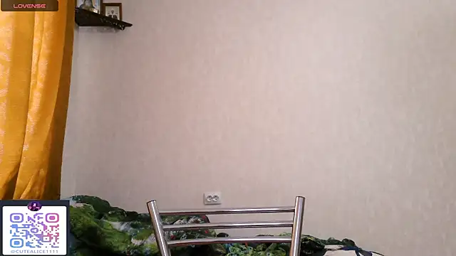 Snapshot of RendyDow chatting on September 16, 7:49 am RendyDow online show from September 16, 7:49 am