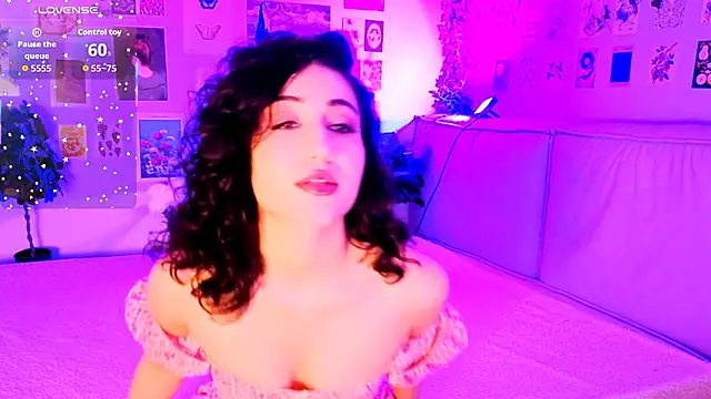 Maya Rogerss online show from April 4, 2:49 pm