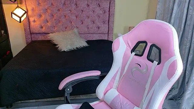 sweet  thang online show from November 7, 5:13 am