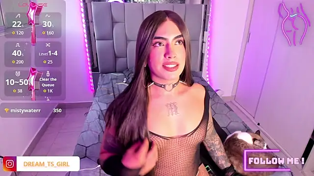 Snapshot of Sophie_whitexxx chatting on October 1, 8:14 pm Sophie whitexxx online show from October 1, 8:14 pm
