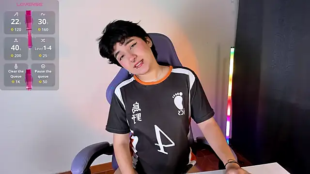 emma cute7 online show from March 15, 10:39 am