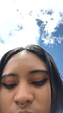 bella warzon online show from March 21, 4:01 pm