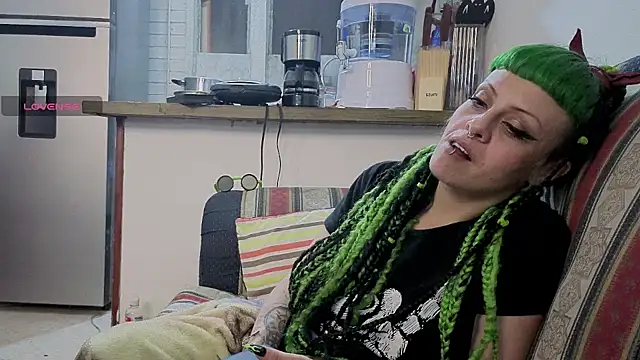 freyaa sorcerees online show from October 20, 2:47 am